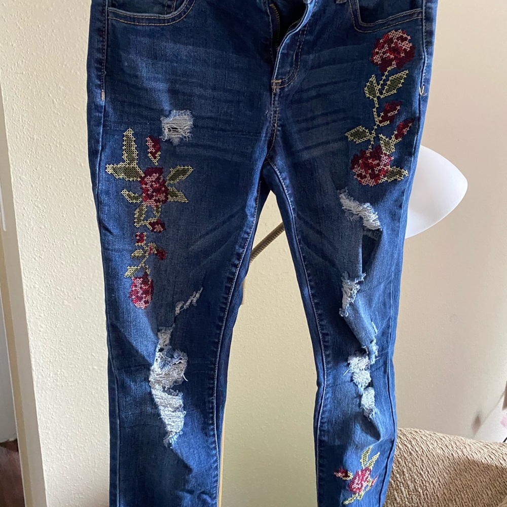 Jeans, jar size